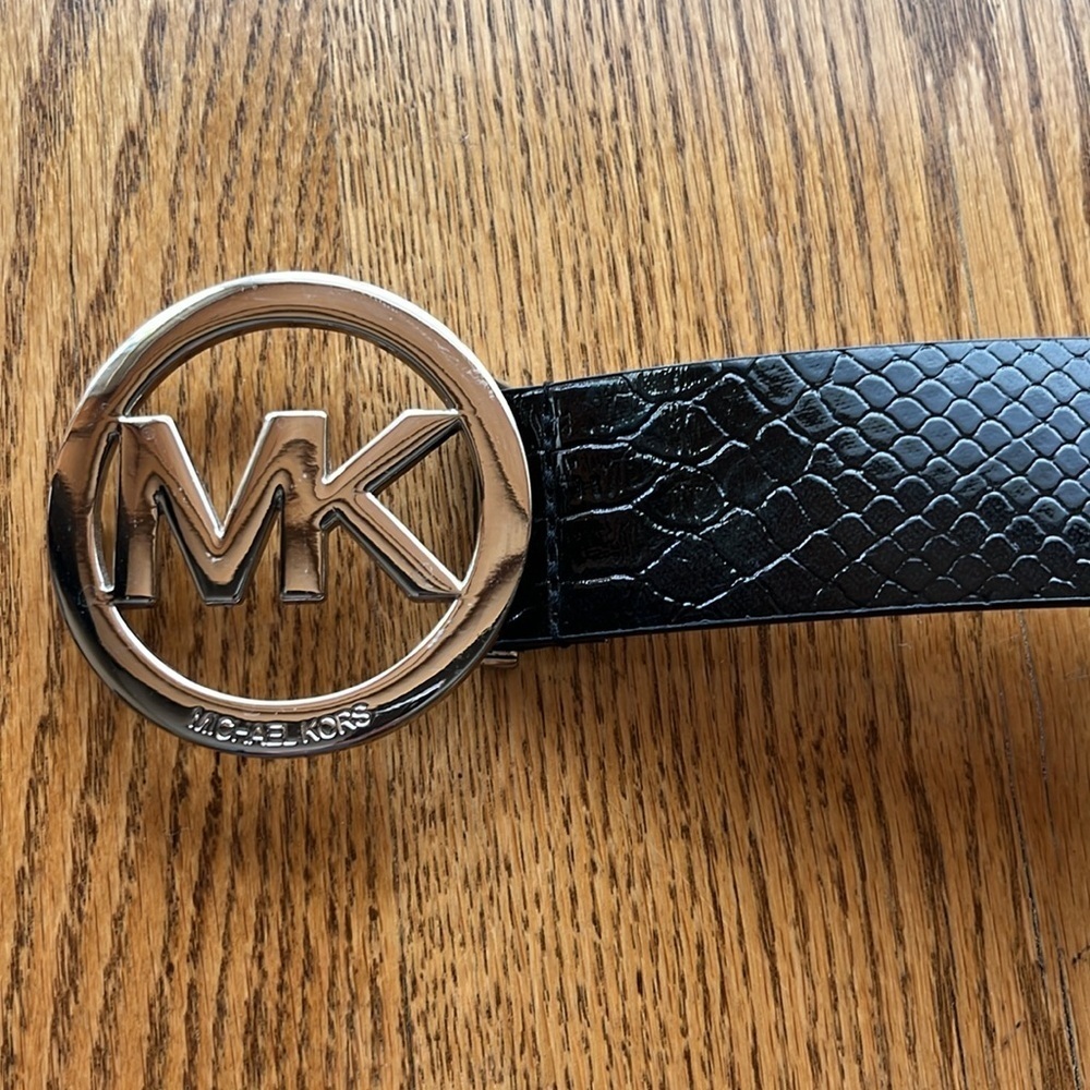 Michael Kors black snakeskin patent leather belt NWOT size S - Picture 3 of 6
